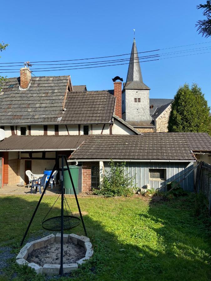 300 Jahre Altes Renoviertes Fachwerkhaus Βίλα Peterslahr Εξωτερικό φωτογραφία